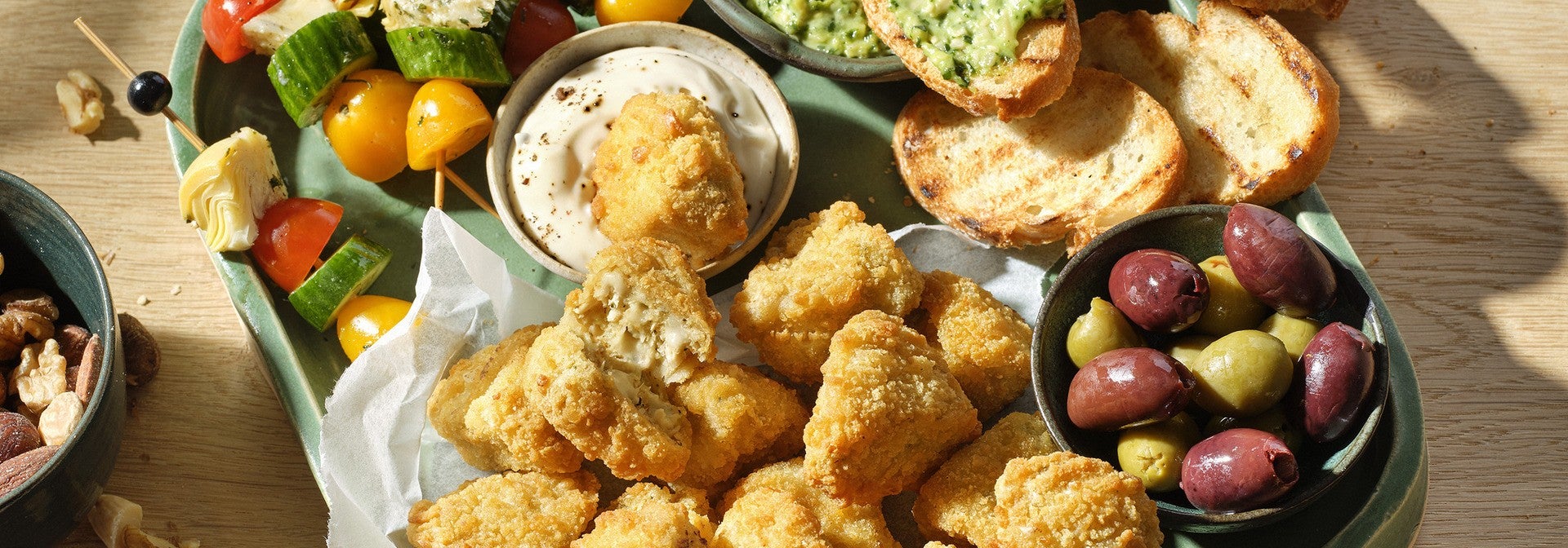 Cheesy nuggets snack