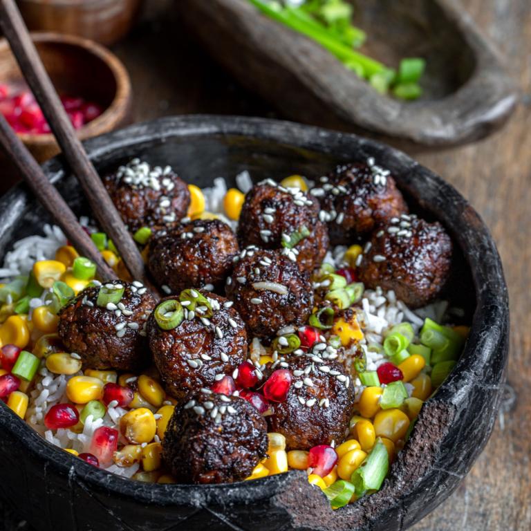 Gemarineerde Veggie Balletjes met Rijst Garden Gourmet Veggie Balls