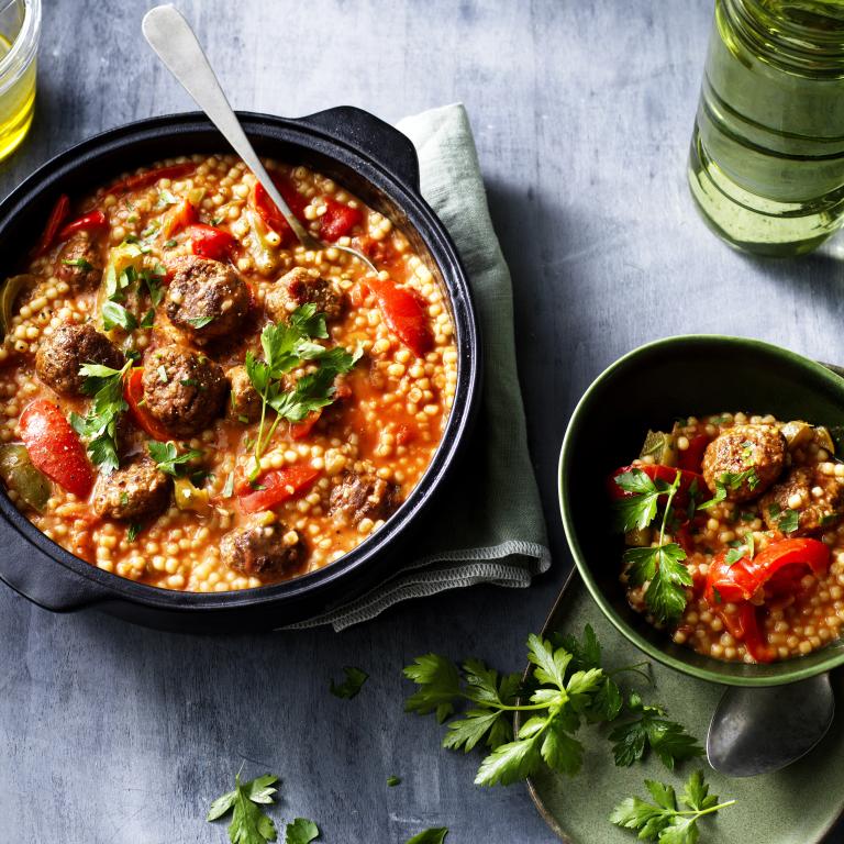 Veggie Goulash met Parelcouscous Eenpans Parelcouscous Met Goulash
