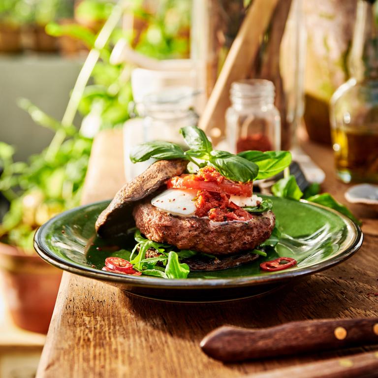 BBQ Sensational Portobello Caprese Burgers Sensationele portobello pittige "caprese" hamburgers