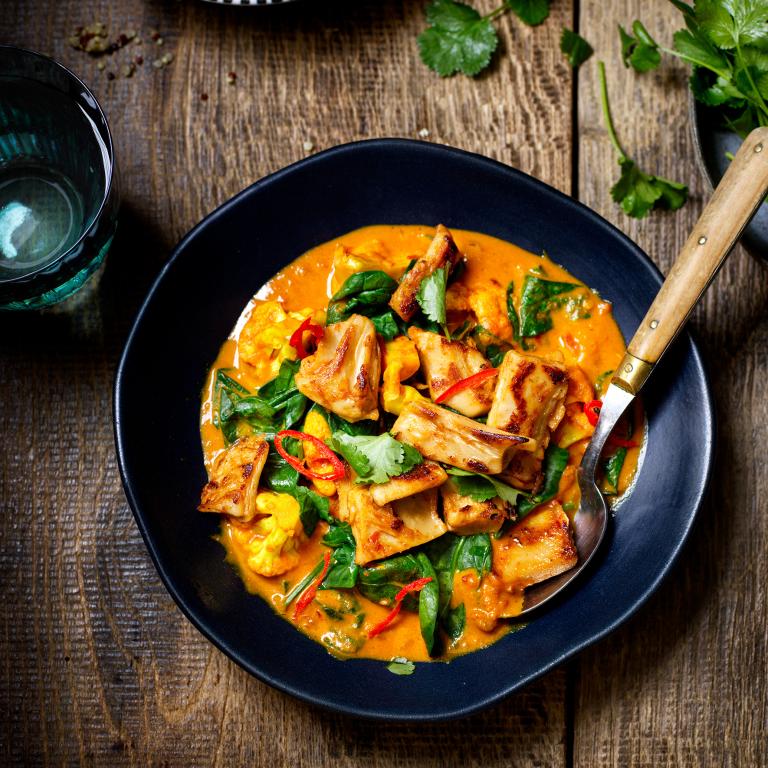 Kokos-curry met gemarineerde stukjes in Aziatische stijl Garden Gourmet Sensationele Gemarineerde Stukjes Aziatische Stijl
